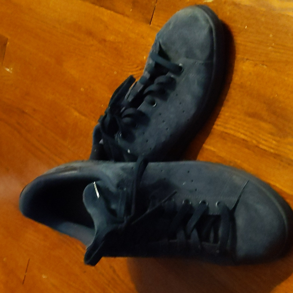 Dark Blue suede Adidas size 9.5